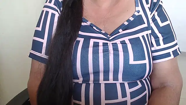 Snapshot of TABOOBREAKERS chatting on 03.08.25 TABOOBREAKERS online show from 03.08.25