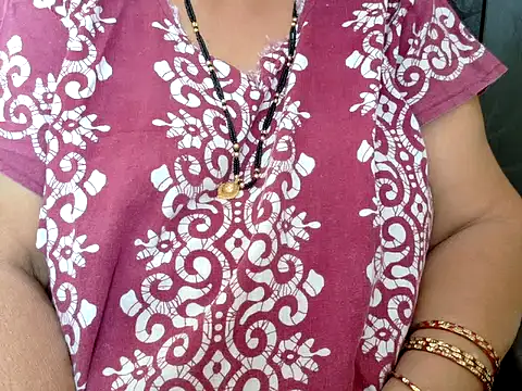 Snapshot of TABOOBREAKERS chatting on 10.10.25 TABOOBREAKERS online show from 10.10.25