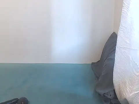 Snapshot of EbonyTinyX chatting on 11.24.25 EbonyTinyX online show from 11.24.25