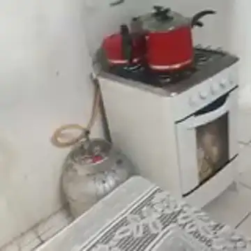 Snapshot of _-_sabrina chatting on 10.24.25  - sabrina online show from 10.24.25