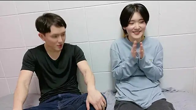 NORA NEKO 2 2 online show from 11.15.25