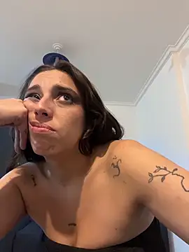 gigi333regi online show from 02.25.26