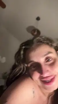 gigi333regi online show from 04.28.26