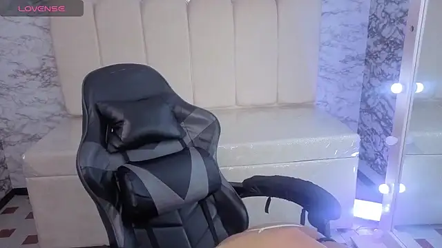 Cute Martina v online show from 11.09.25