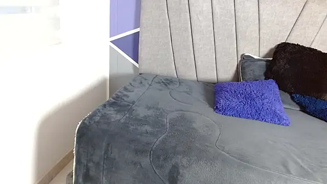 AliceSmity  online show from 04.19.26