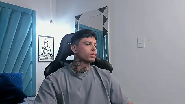 Snapshot of MATEO_DILUCA chatting on 01.14.26 MATEO DILUCA online show from 01.14.26