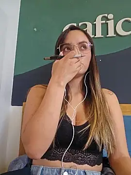 sophie-06 online show from 11.08.25