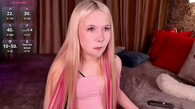 VivieSunn online show from 04.09.26