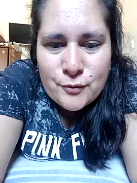 Clara Arg online show from 11.25.25