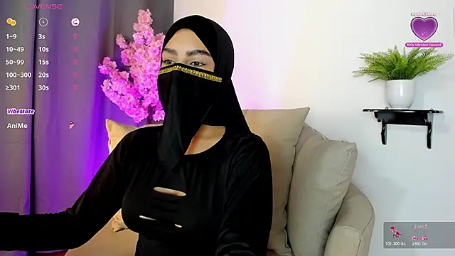 Snapshot of shaima__ chatting on 11.25.25 shaima online show from 11.25.25