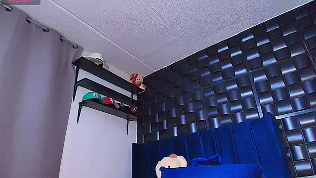 Kesha rosse  online show from 10.30.25