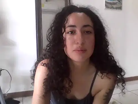 Snapshot of eleganceafterdark chatting on 10.26.25 eleganceafterdark online show from 10.26.25