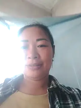 yeu-yeu online show from 10.30.25