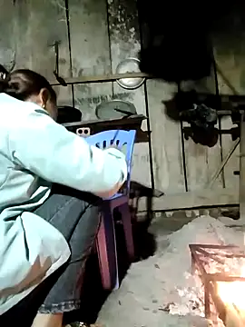 yeu-yeu online show from 11.25.25