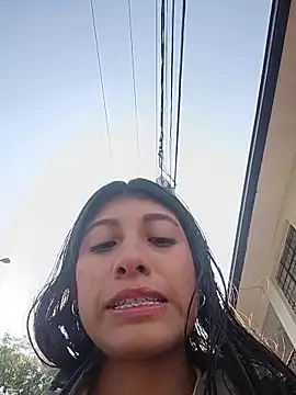 Snapshot of YeseniaRodriguez3 chatting on 11.02.25 YeseniaRodriguez3 online show from 11.02.25