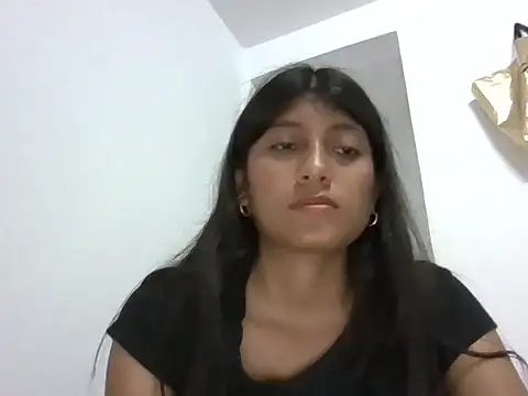 YeseniaRodriguez3 online show from 03.04.26