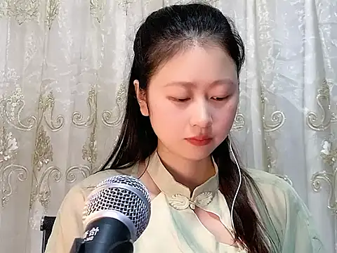 nuannuan35593 online show from 10.28.25