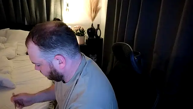 john clarisa online show from 10.31.25