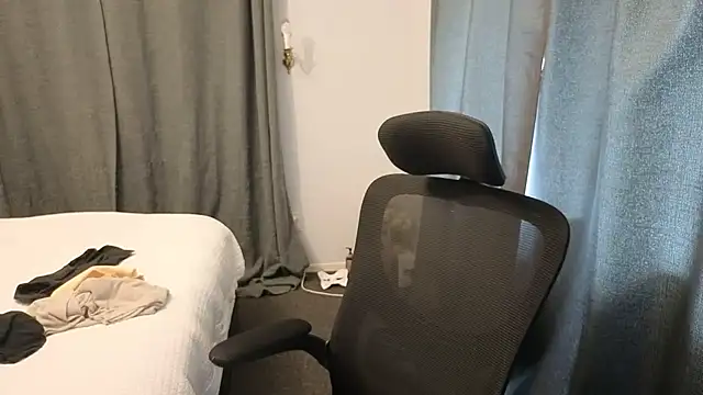 Snapshot of john_clarisa chatting on 01.17.26 john clarisa online show from 01.17.26