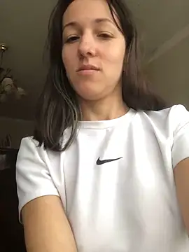 AnitaTenchi1 online show from 11.04.25