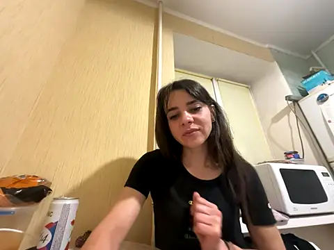 TinaLoverxq online show from 10.28.25