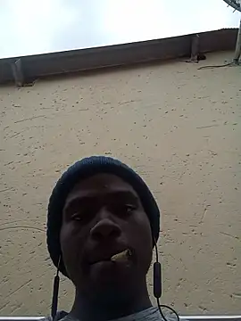 Snapshot of younggblackkCOCK19 chatting on 11.06.25 younggblackkCOCK19 online show from 11.06.25