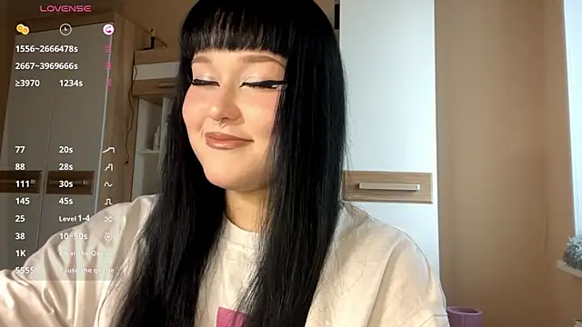 LaurenOveson online show from 11.02.25