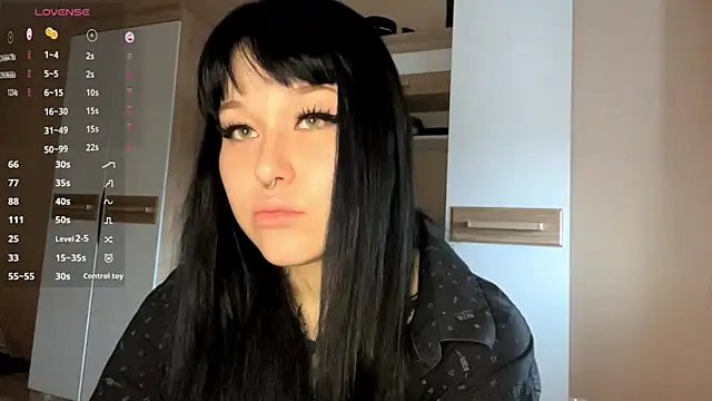 LaurenOveson online show from 11.07.25