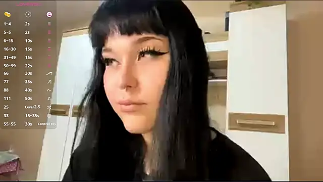 LaurenOveson online show from 11.15.25