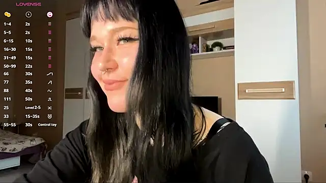 LaurenOveson online show from 11.26.25