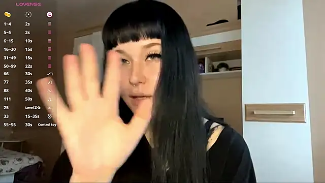 LaurenOveson online show from 11.27.25