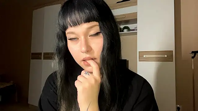 LaurenOveson online show from 11.29.25