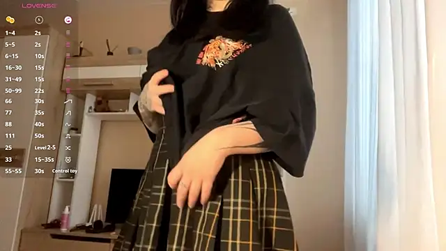 LaurenOveson online show from 12.14.25