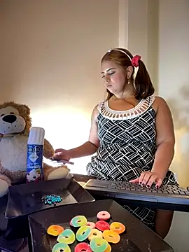 Snapshot of RileyFlame chatting on 11.15.25 RileyFlame online show from 11.15.25