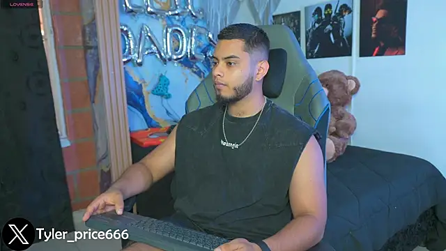 Snapshot of Tiler_wolker chatting on 01.18.26 Tiler wolker online show from 01.18.26