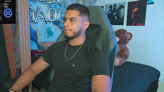 Snapshot of Tiler_wolker chatting on 02.05.26 Tiler wolker online show from 02.05.26