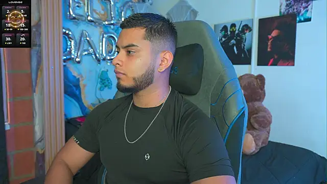 Snapshot of Tiler_wolker chatting on 02.06.26 Tiler wolker online show from 02.06.26