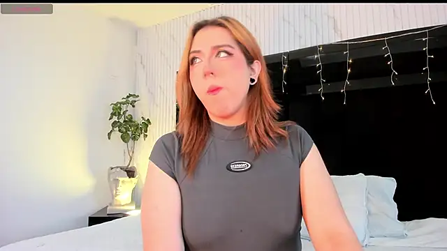 Snapshot of JanneBlossom_ chatting on 02.05.26 JanneBlossom online show from 02.05.26