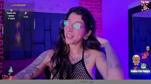 ghostwomaan online show from 12.18.25