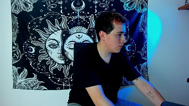 Sam Rush online show from 11.06.25