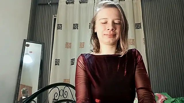 MargaretFairy online show from 10.26.25