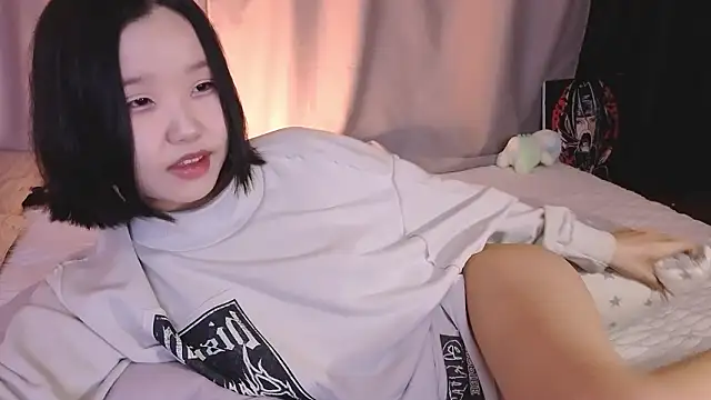 dreamSuaa online show from 02.06.26