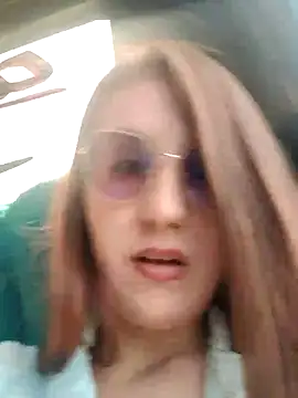 Snapshot of Alyah_1-2 chatting on 11.05.25 Alyah 1-2 online show from 11.05.25