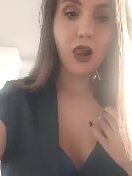 Snapshot of Alyah_1-2 chatting on 11.27.25 Alyah 1-2 online show from 11.27.25