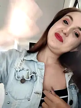 Snapshot of Alyah_1-2 chatting on 12.05.25 Alyah 1-2 online show from 12.05.25