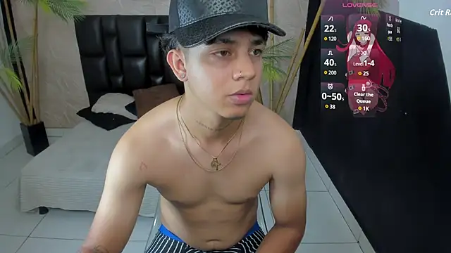 Snapshot of Maicol_ortiz chatting on 10.28.25 Maicol ortiz online show from 10.28.25