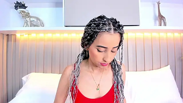 violett rabbit  online show from 11.10.25