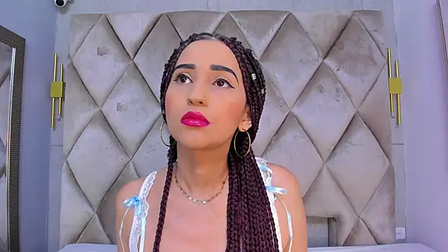 violett rabbit  online show from 03.06.26