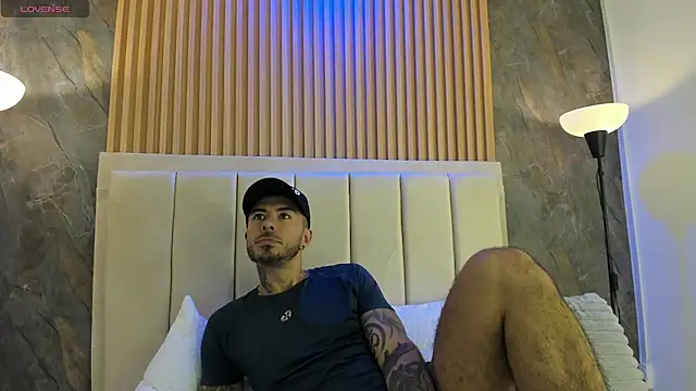 axel tatto online show from 10.27.25