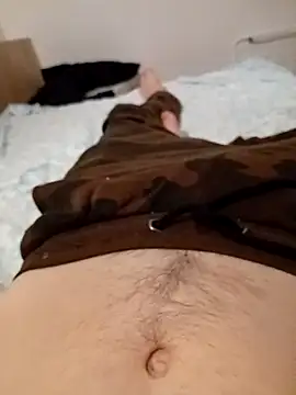 Snapshot of mkslpk chatting on 10.29.25 mkslpk online show from 10.29.25